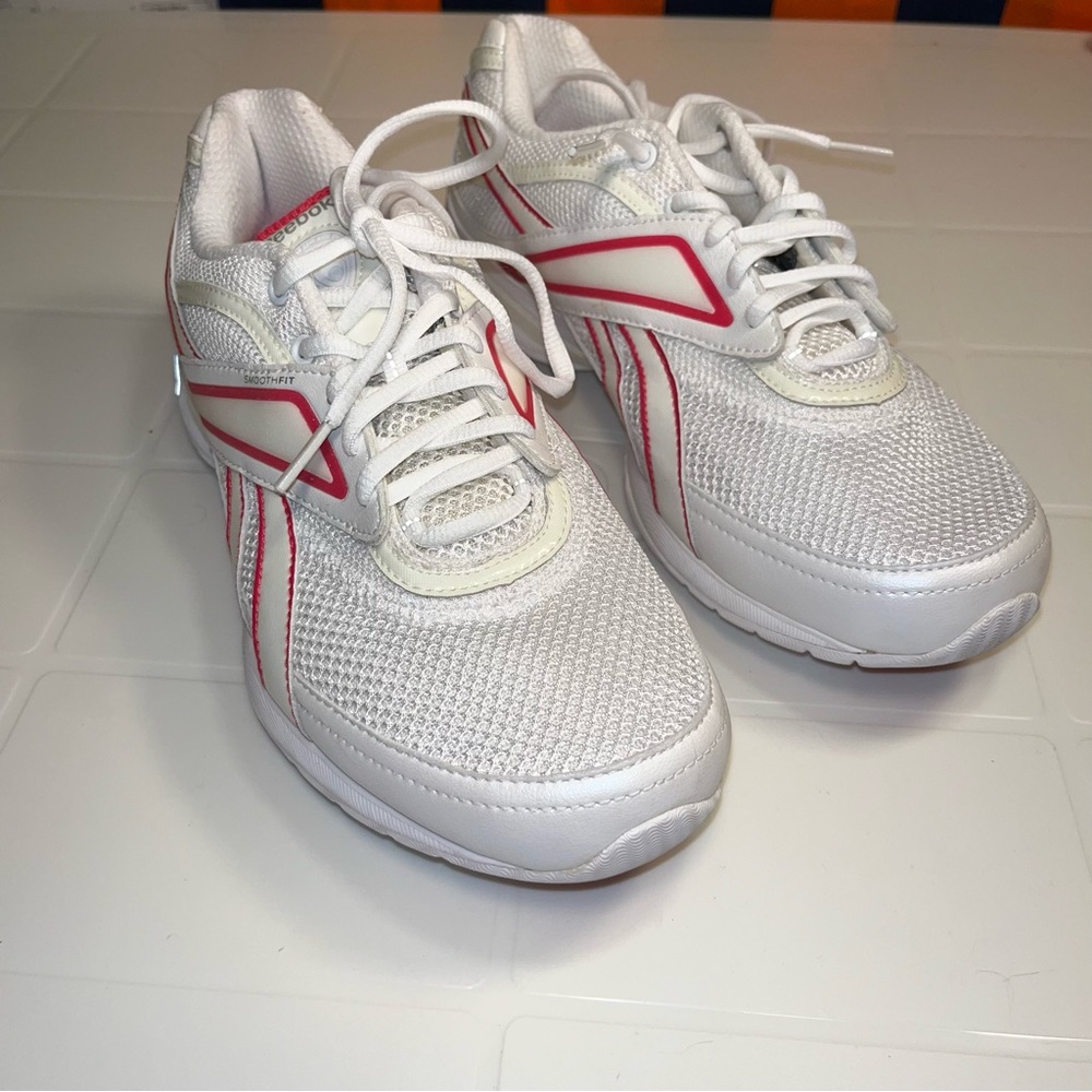 Reebok Size 9 Women Running Shoes EasyTone White Athletic Sneakers smooth fit